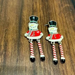 Snowman earrings with wobbly legs red white black